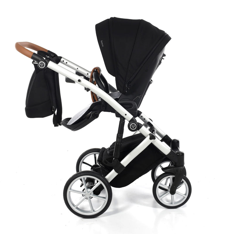 JUNAMA SPACE BLACK - 4IN1 (INCLUDES CAR SEAT & ISOFIX BASE)