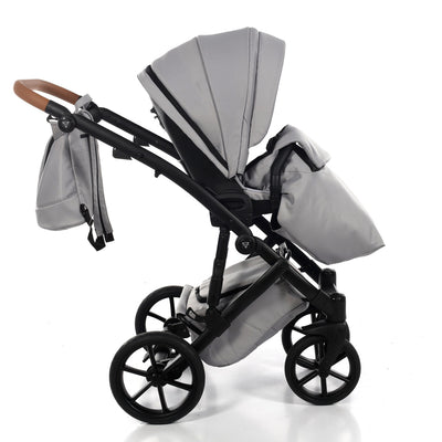 JUNAMA SPACE GREY - 3IN1 (INCLUDES CAR SEAT)