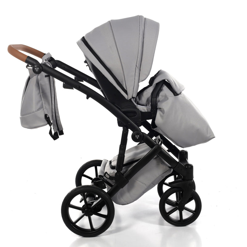 JUNAMA SPACE GREY - 4IN1 (INCLUDES CAR SEAT & ISOFIX BASE)