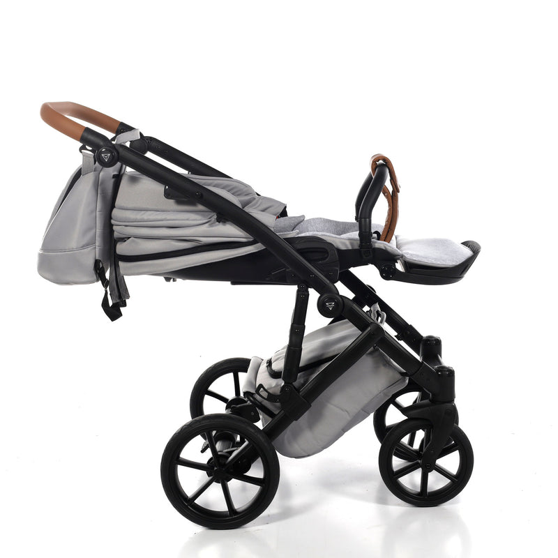 JUNAMA SPACE GREY - 3IN1 (INCLUDES CAR SEAT)