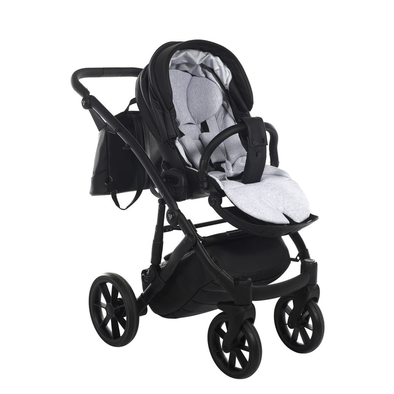 JUNAMA SPACE ECO BLACK - 3IN1 (INCLUDES CAR SEAT)