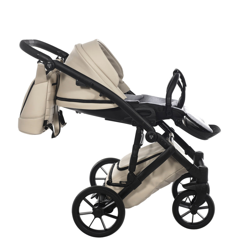 JUNAMA SPACE ECO LATTE - 4IN1 (INCLUDES CAR SEAT & ISOFIX BASE)