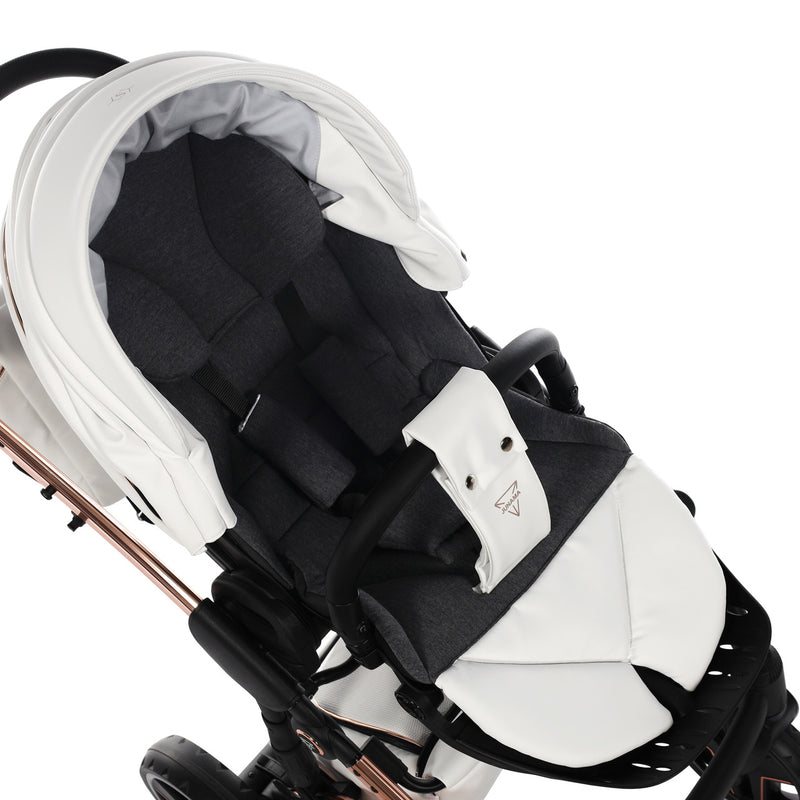 JUNAMA S-CLASS WHITE - 3IN1 (INCLUDES CAR SEAT)