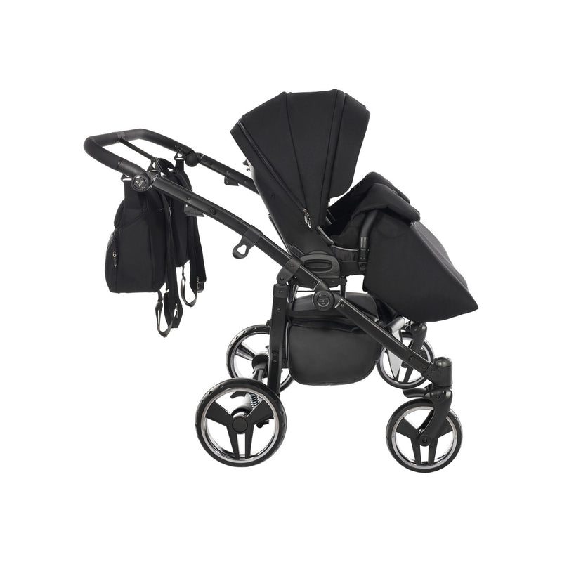 JUNAMA CORE DUO BLACK - 2IN1 (2 X CARRYCOTS & 2 X SEAT UNITS)