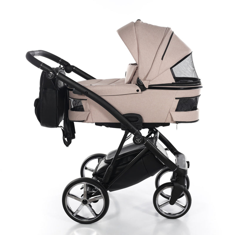 JUNAMA AIR CREAM - 4IN1 (INCLUDES CAR SEAT & ISOFIX BASE)