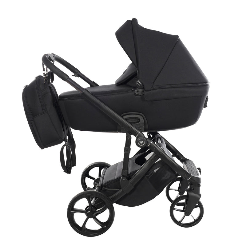 JUNAMA TERMO BLACK - 4IN1 (INCLUDES CAR SEAT & ISOFIX BASE)