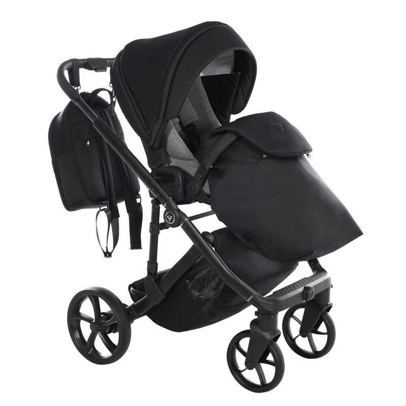 JUNAMA TERMO BLACK - 4IN1 (INCLUDES CAR SEAT & ISOFIX BASE)