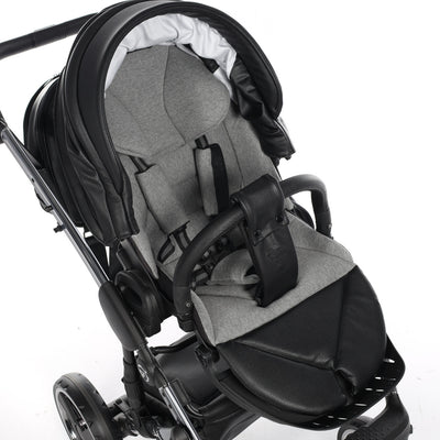 JUNAMA HANDCRAFT BLACK - 3IN1 (INCLUDES CAR SEAT)