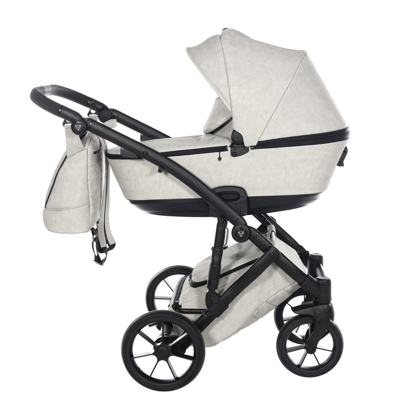 JUNAMA SPACE CARO LIGHT GREY - 3IN1 (INCLUDES CAR SEAT)