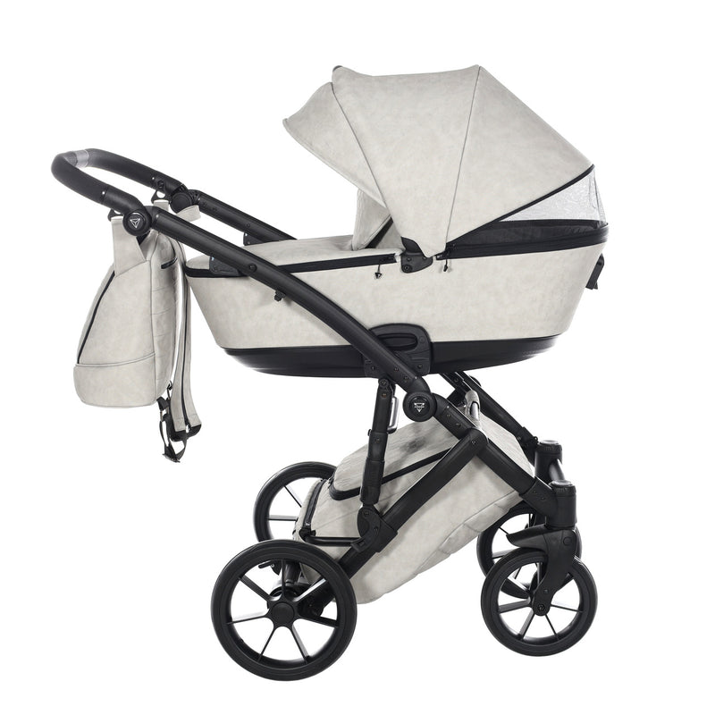 JUNAMA SPACE CARO LIGHT GREY - 4IN1 (INCLUDES CAR SEAT & ISOFIX BASE)