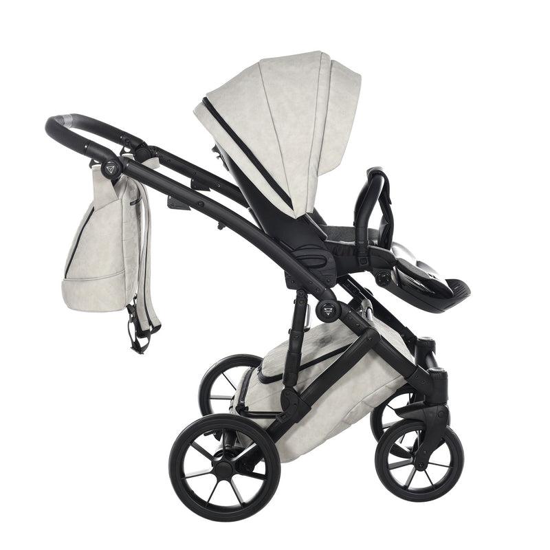 JUNAMA SPACE CARO LIGHT GREY - 4IN1 (INCLUDES CAR SEAT & ISOFIX BASE)