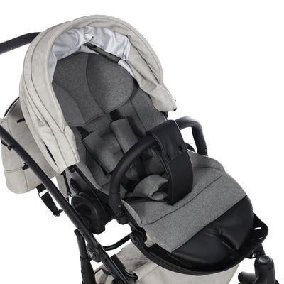 JUNAMA SPACE CARO LIGHT GREY - 4IN1 (INCLUDES CAR SEAT & ISOFIX BASE)