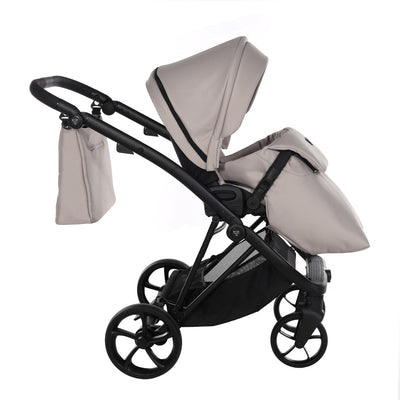 JUNAMA AIR V3 BEIGE - 4IN1 (INCLUDES CAR SEAT & ISOFIX BASE)