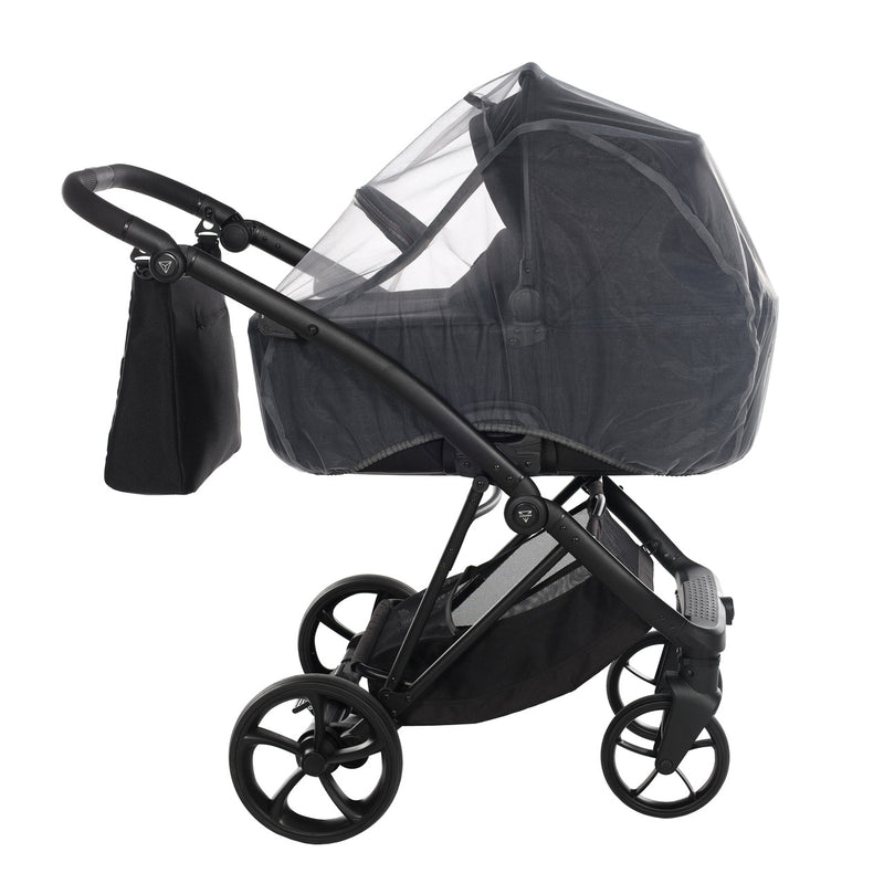 JUNAMA AIR V3 BLACK 4IN1 (INCLUDES CAR SEAT & ISOFIX BASE)