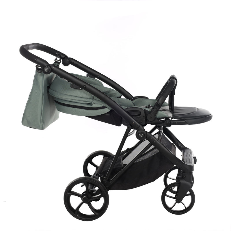 JUNAMA AIR V3 GREEN - 4IN1 (INCLUDES CAR SEAT & ISOFIX BASE)