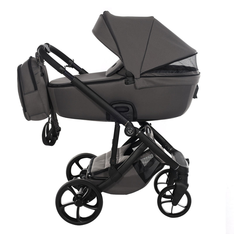 JUNAMA TERMO GRAPHITE - 4IN1 (INCLUDES CAR SEAT & ISOFIX BASE)