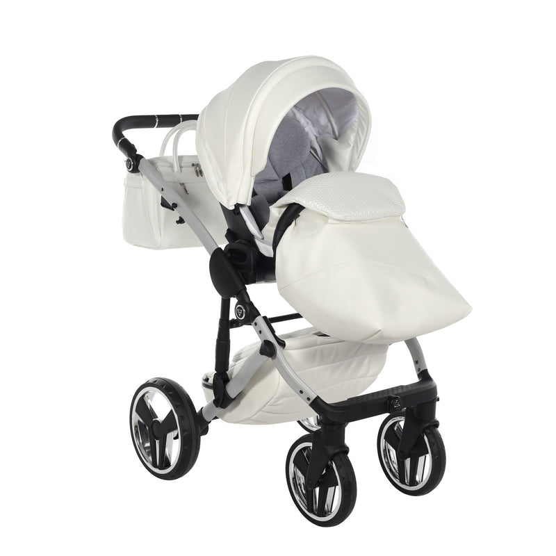 JUNAMA FLUO INDIVIDUAL SATIN WHITE SILVER - 3IN1 (INCLUDES CAR SEAT)