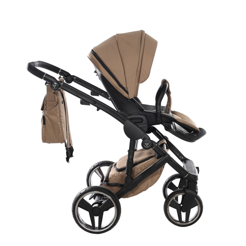 JUNAMA CORE SAND - 3IN1 (INCLUDES CAR SEAT)