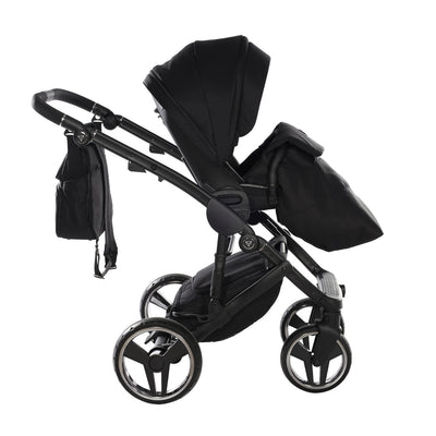 JUNAMA JUNAMA CORE BLACK - 3IN1 (INCLUDES CAR SEAT)