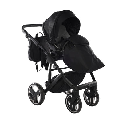 JUNAMA JUNAMA CORE BLACK - 3IN1 (INCLUDES CAR SEAT)