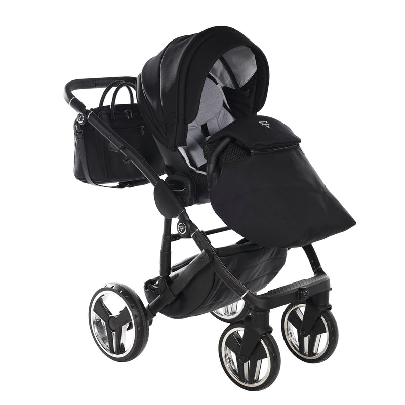 JUNAMA FLUO INDIVIDUAL SATIN BLACK SILVER - 3IN1 (INCLUDES CAR SEAT)