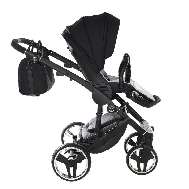 JUNAMA FLUO INDIVIDUAL SATIN BLACK SILVER - 3IN1 (INCLUDES CAR SEAT)