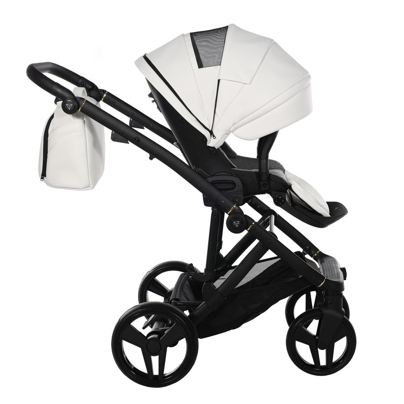 JUNAMA CLASSIC WHITE - 3IN1 (INCLUDES CAR SEAT)