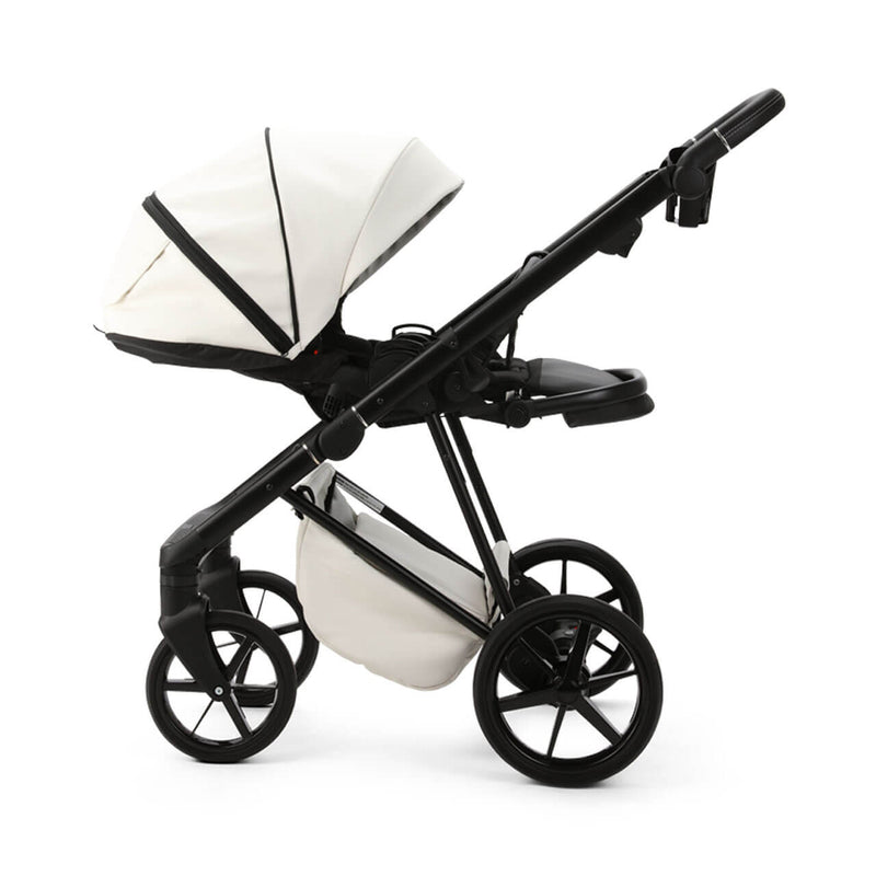 Mee-Go Milano Evo 2-in-1 Pram & Accessories - Pearl White