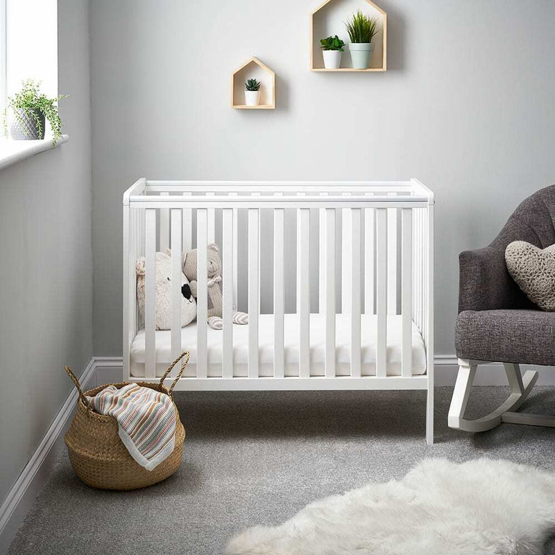 OBaby Bantam Space Saver Cot - White